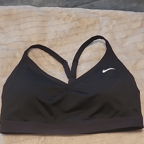 Nike Sports Bra - Picture 1 of 3
